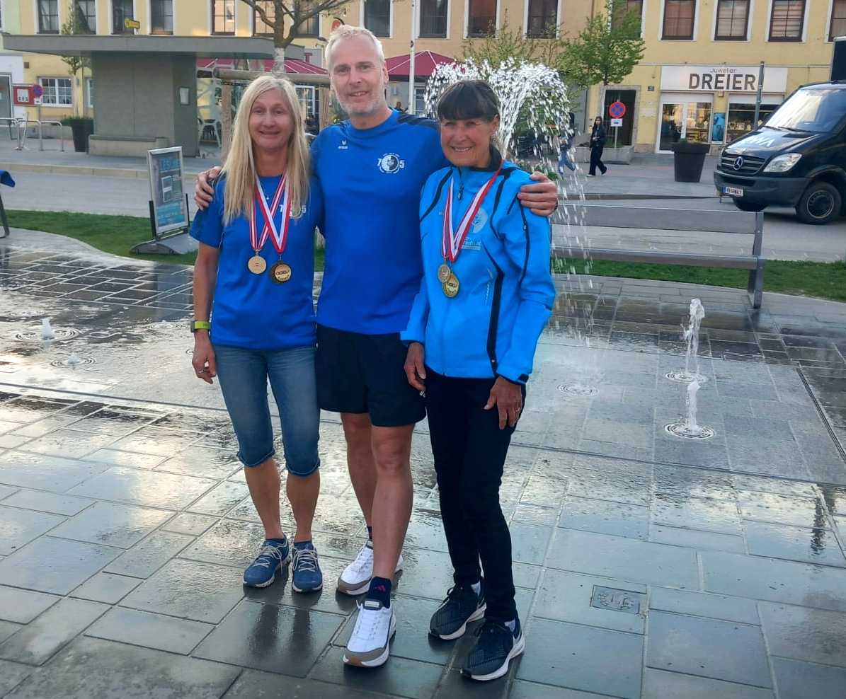 Dorli-Thomas und Ilse in Attnang